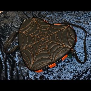 LPS- large heart/ orange and black crossbody